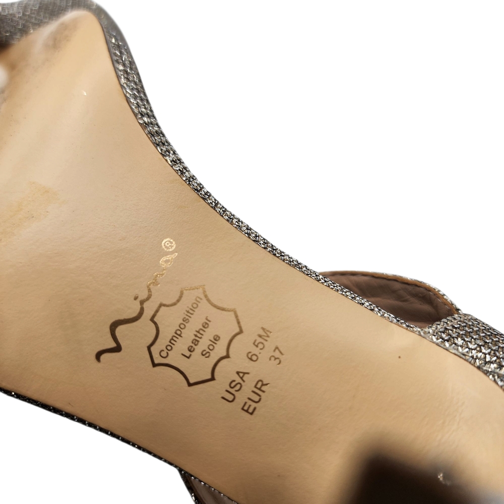 Nina Sparkling Gold Heels with Bow‎ Size 6.5 - Picture 8 of 12